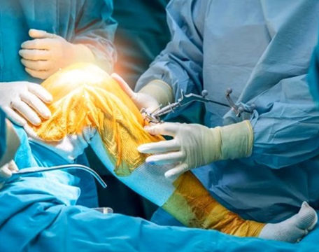 Dokter Artroplasti