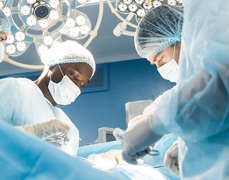 Dokter Bedah Kepala & Leher