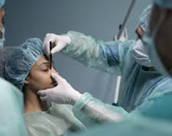 Dokter Bedah Plastik & Rekonstruktif