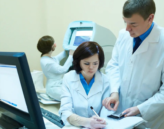 Dokter Genetika Klinis