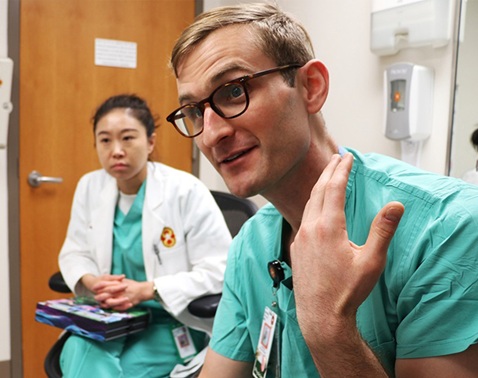 Dokter Parkinson & Gangguan Gerakan